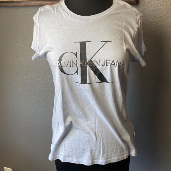 Calvin Klein Jeans Tops - Calvin Klein Graphic Tee Light Blue Size Large